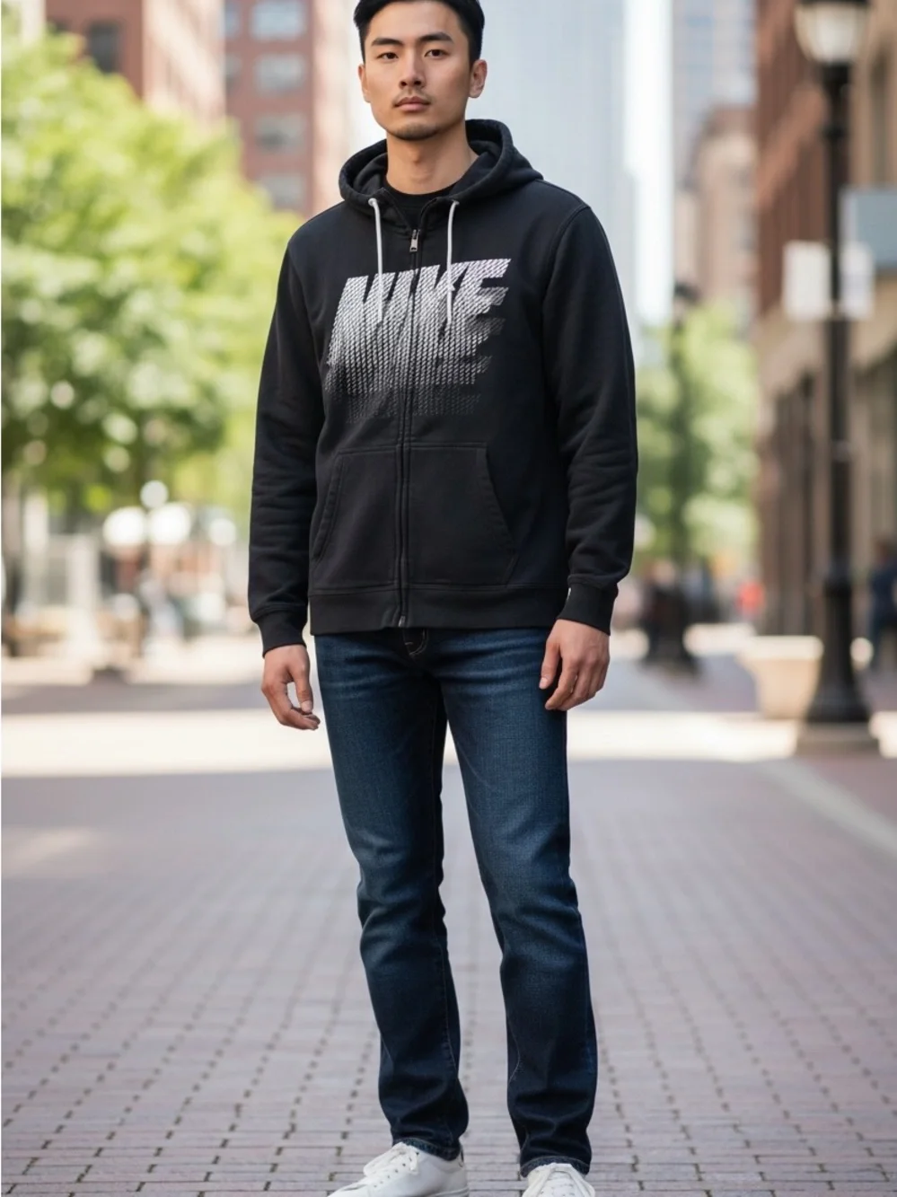 Nike Men’s Black Hoodie with White Gradient Logo Full Zip Sz M